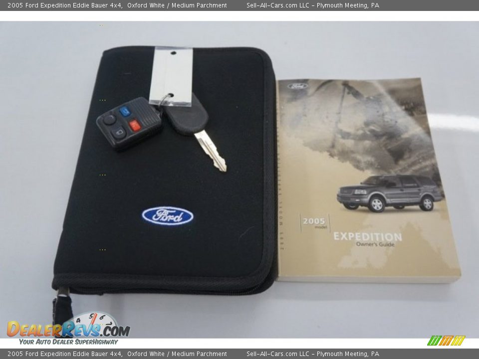 2005 Ford Expedition Eddie Bauer 4x4 Oxford White / Medium Parchment Photo #36