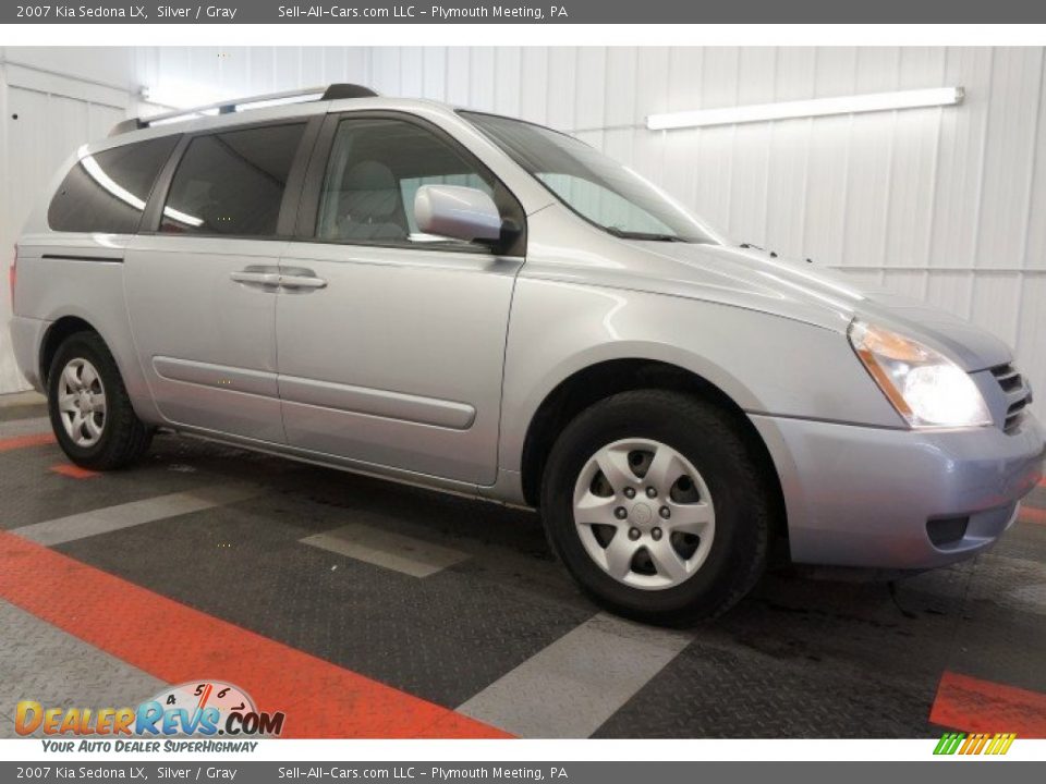 2007 Kia Sedona LX Silver / Gray Photo #6