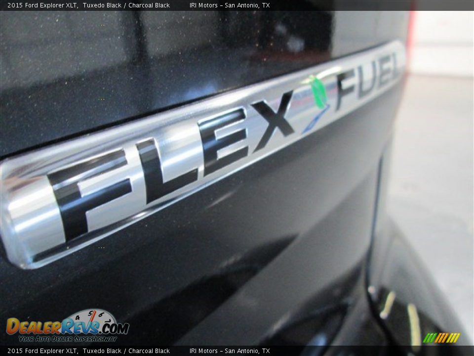 2015 Ford Explorer XLT Tuxedo Black / Charcoal Black Photo #8