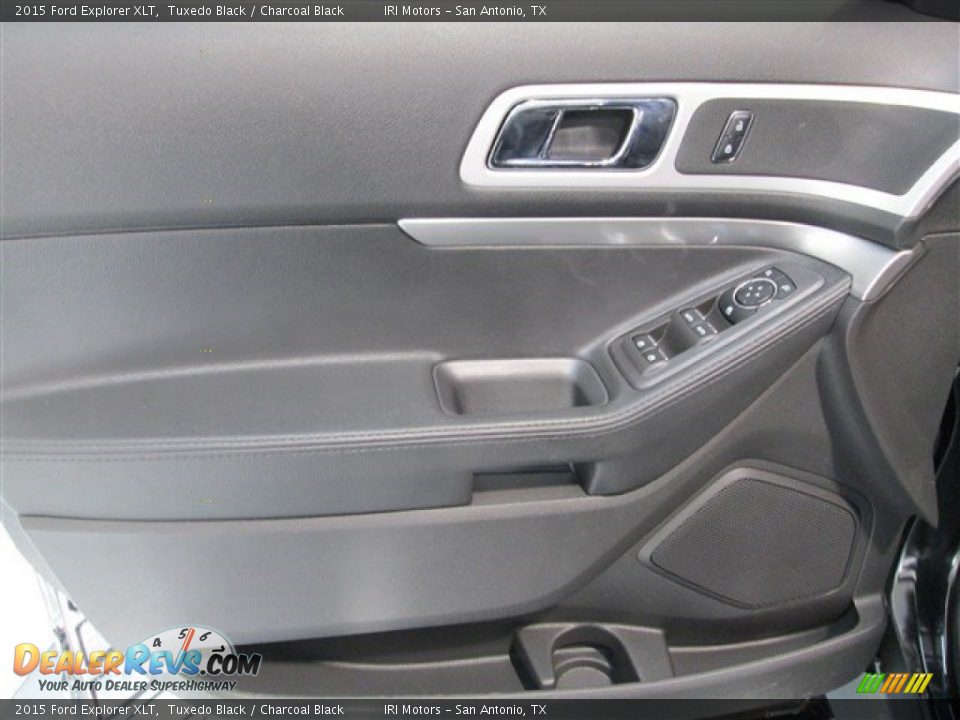 2015 Ford Explorer XLT Tuxedo Black / Charcoal Black Photo #15