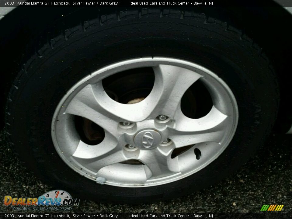 2003 Hyundai Elantra GT Hatchback Silver Pewter / Dark Gray Photo #3