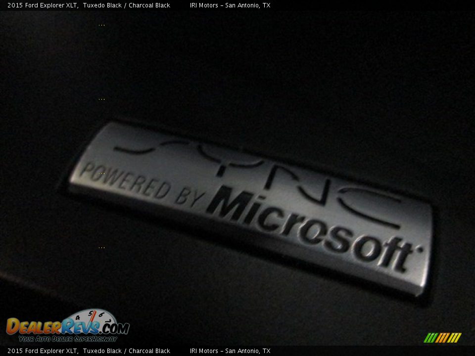 2015 Ford Explorer XLT Tuxedo Black / Charcoal Black Photo #18