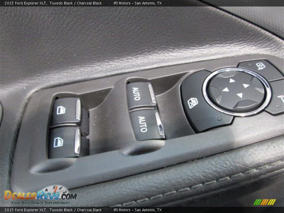 2015 Ford Explorer XLT Tuxedo Black / Charcoal Black Photo #23