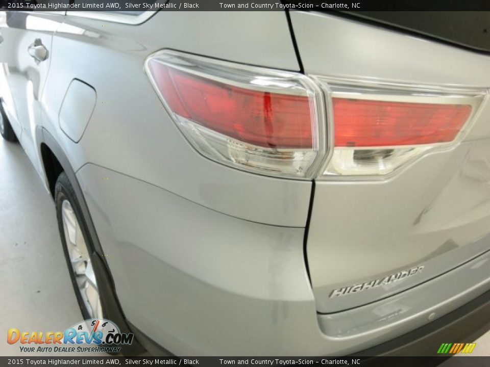 2015 Toyota Highlander Limited AWD Silver Sky Metallic / Black Photo #7