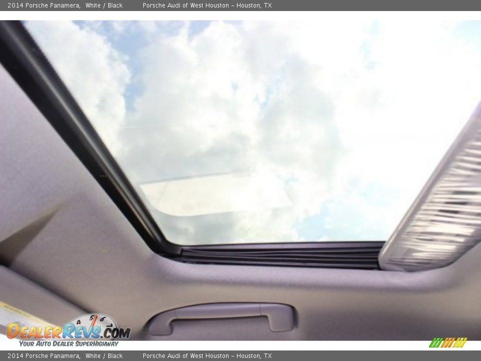 2014 Porsche Panamera White / Black Photo #18