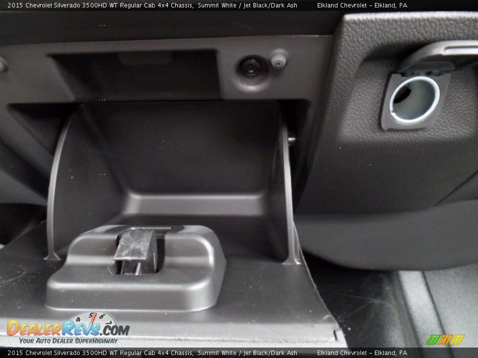 2015 Chevrolet Silverado 3500HD WT Regular Cab 4x4 Chassis Summit White / Jet Black/Dark Ash Photo #31