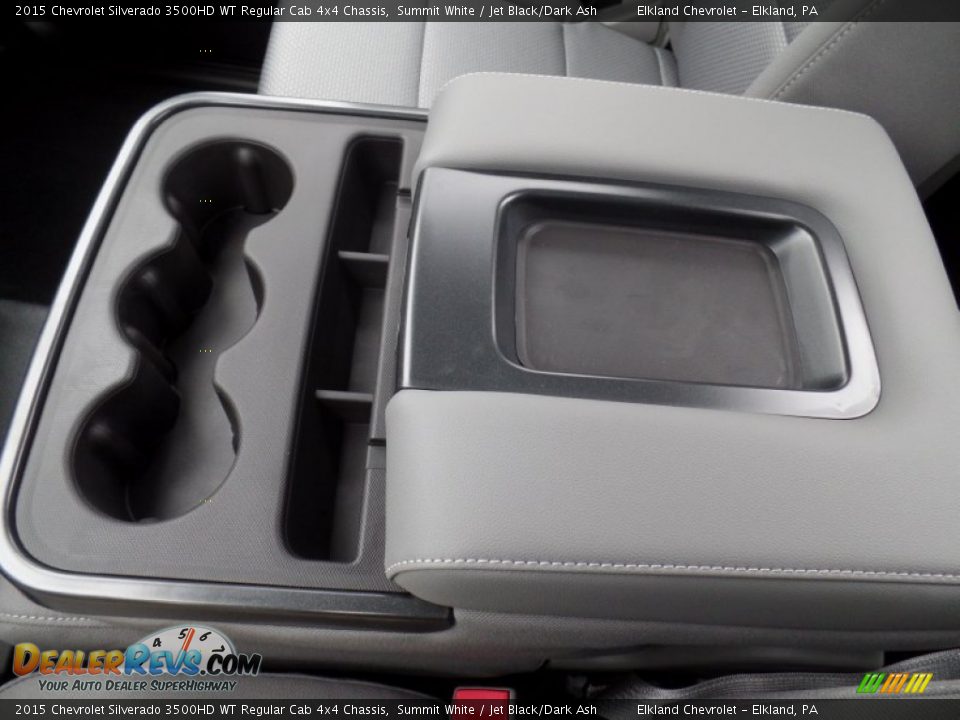 2015 Chevrolet Silverado 3500HD WT Regular Cab 4x4 Chassis Summit White / Jet Black/Dark Ash Photo #33