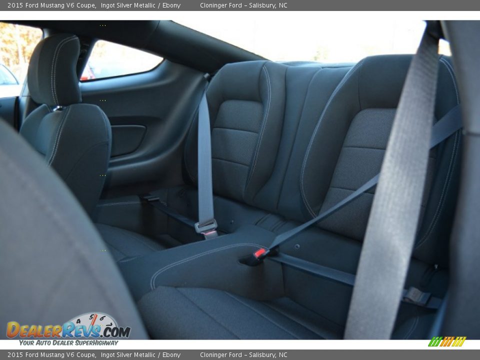 Rear Seat of 2015 Ford Mustang V6 Coupe Photo #8
