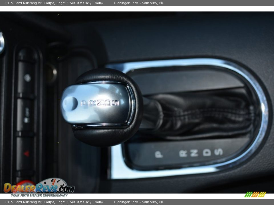 2015 Ford Mustang V6 Coupe Shifter Photo #16