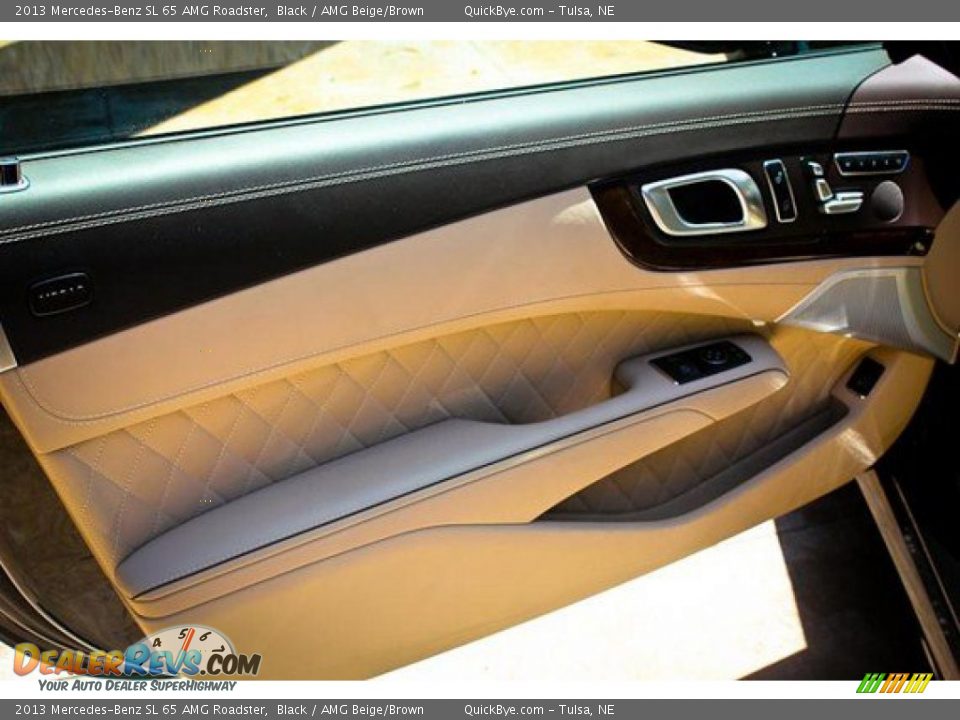 Door Panel of 2013 Mercedes-Benz SL 65 AMG Roadster Photo #16