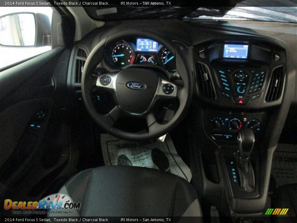 2014 Ford Focus S Sedan Tuxedo Black / Charcoal Black Photo #12