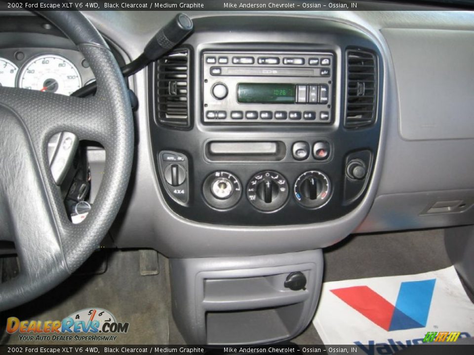 2002 Ford Escape XLT V6 4WD Black Clearcoat / Medium Graphite Photo #5