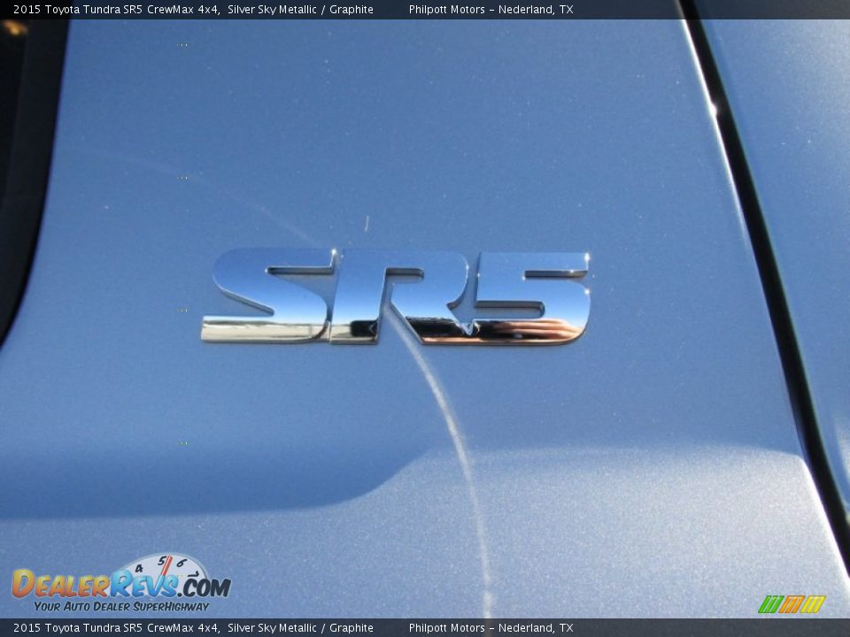 2015 Toyota Tundra SR5 CrewMax 4x4 Silver Sky Metallic / Graphite Photo #16