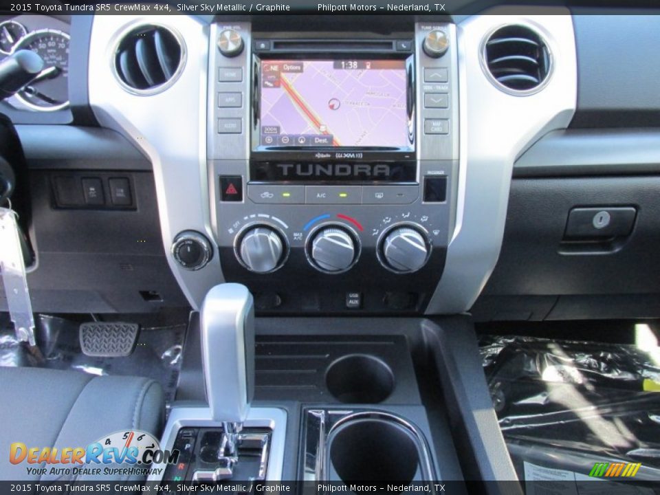 2015 Toyota Tundra SR5 CrewMax 4x4 Silver Sky Metallic / Graphite Photo #30