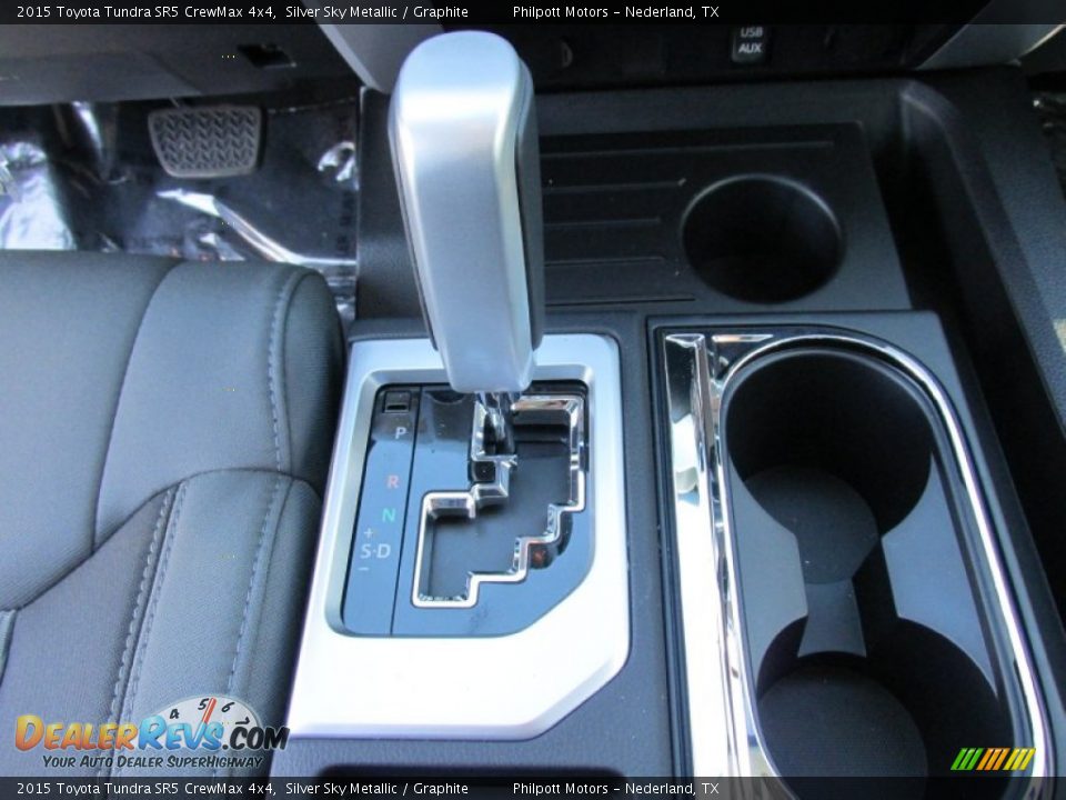 2015 Toyota Tundra SR5 CrewMax 4x4 Silver Sky Metallic / Graphite Photo #34