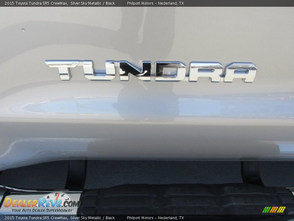 2015 Toyota Tundra SR5 CrewMax Silver Sky Metallic / Black Photo #15