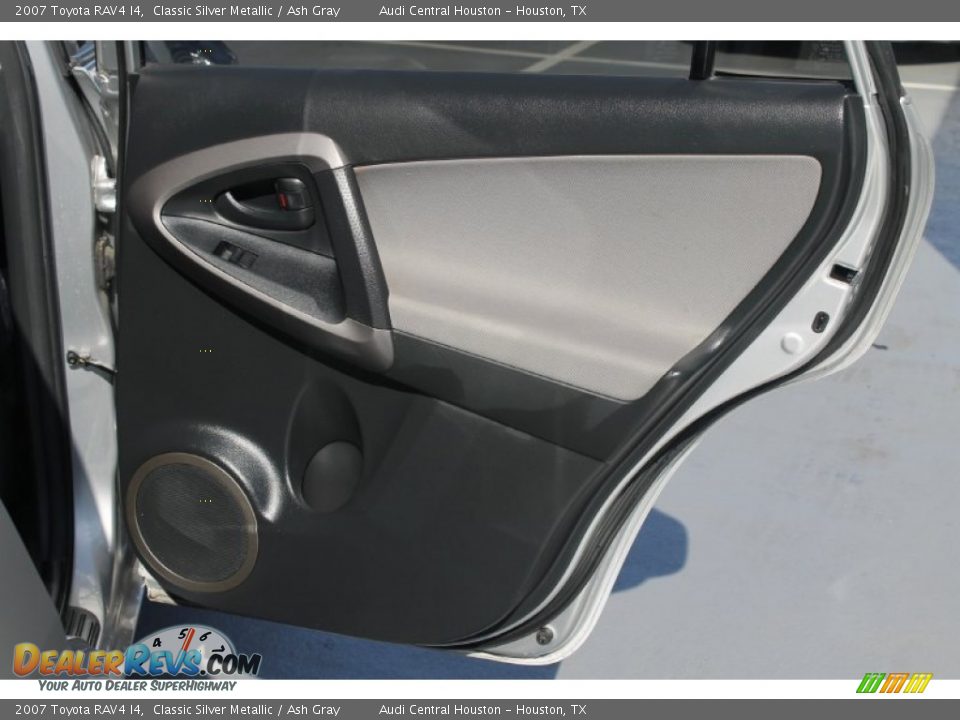 2007 Toyota RAV4 I4 Classic Silver Metallic / Ash Gray Photo #25