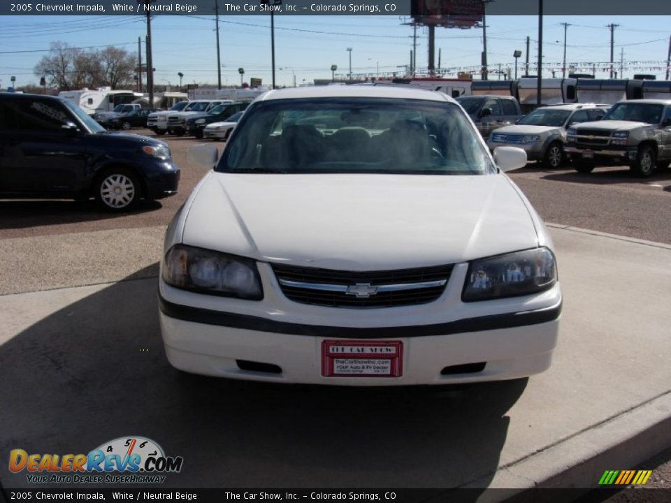 2005 Chevrolet Impala White / Neutral Beige Photo #8