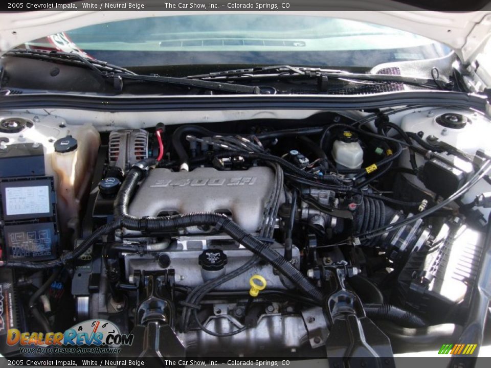 2005 Chevrolet Impala White / Neutral Beige Photo #9