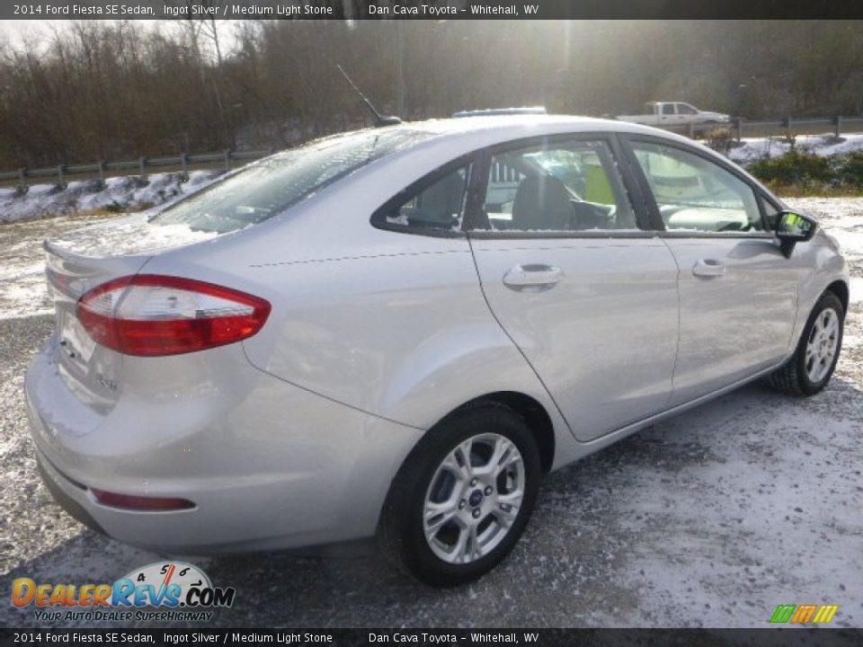 2014 Ford Fiesta SE Sedan Ingot Silver / Medium Light Stone Photo #3