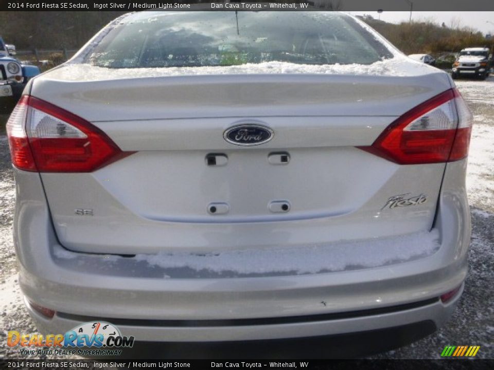 2014 Ford Fiesta SE Sedan Ingot Silver / Medium Light Stone Photo #4