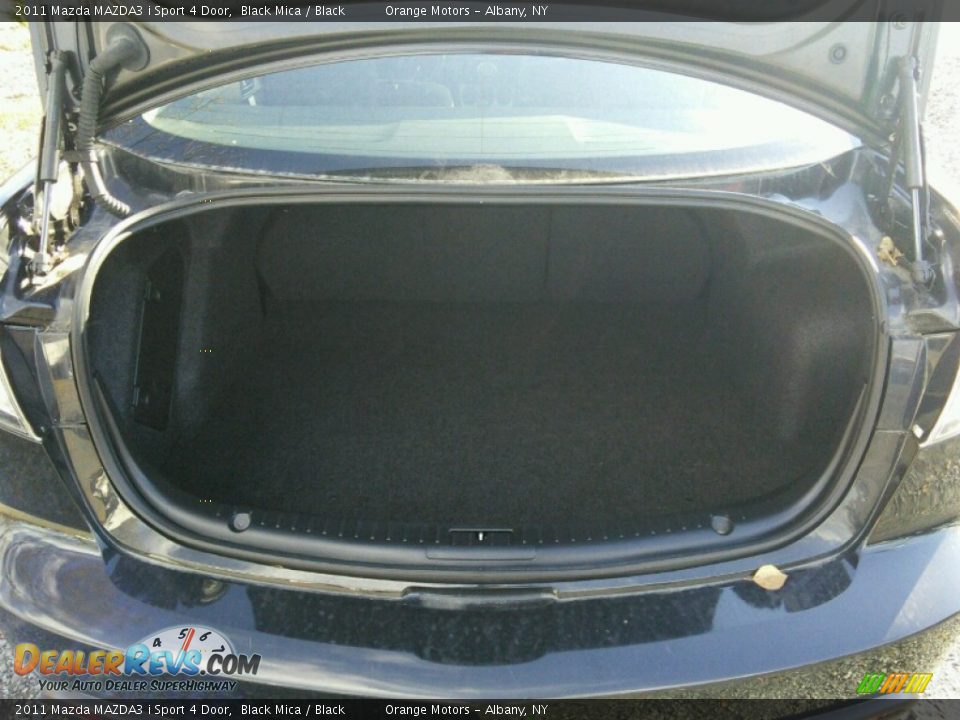 2011 Mazda MAZDA3 i Sport 4 Door Black Mica / Black Photo #14