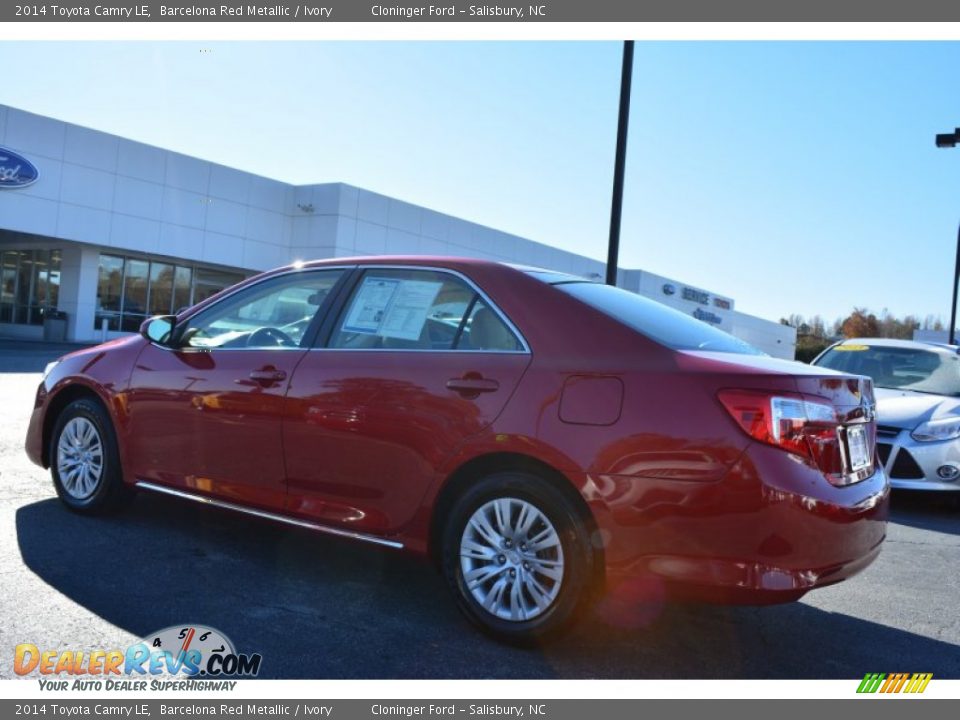 2014 Toyota Camry LE Barcelona Red Metallic / Ivory Photo #5