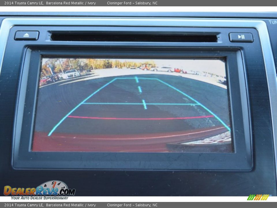 2014 Toyota Camry LE Barcelona Red Metallic / Ivory Photo #20