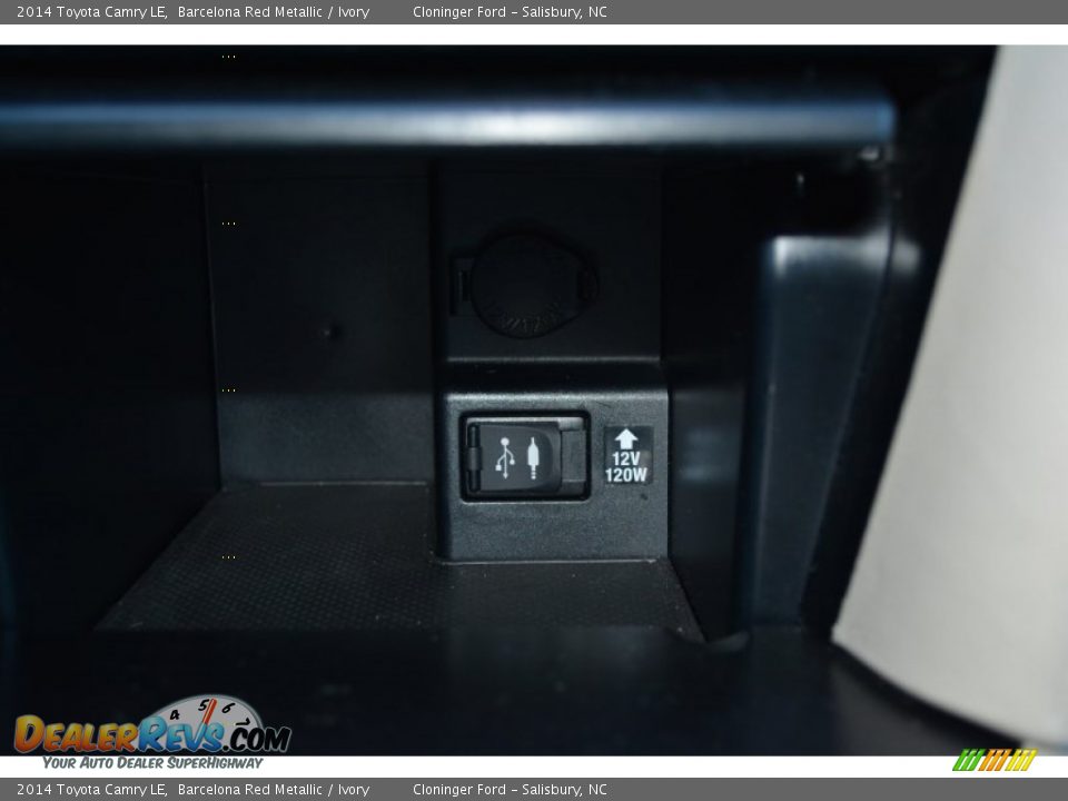 2014 Toyota Camry LE Barcelona Red Metallic / Ivory Photo #21