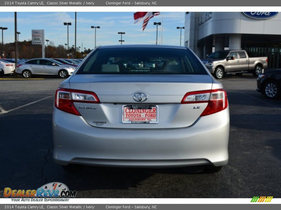 2014 Toyota Camry LE Classic Silver Metallic / Ivory Photo #4