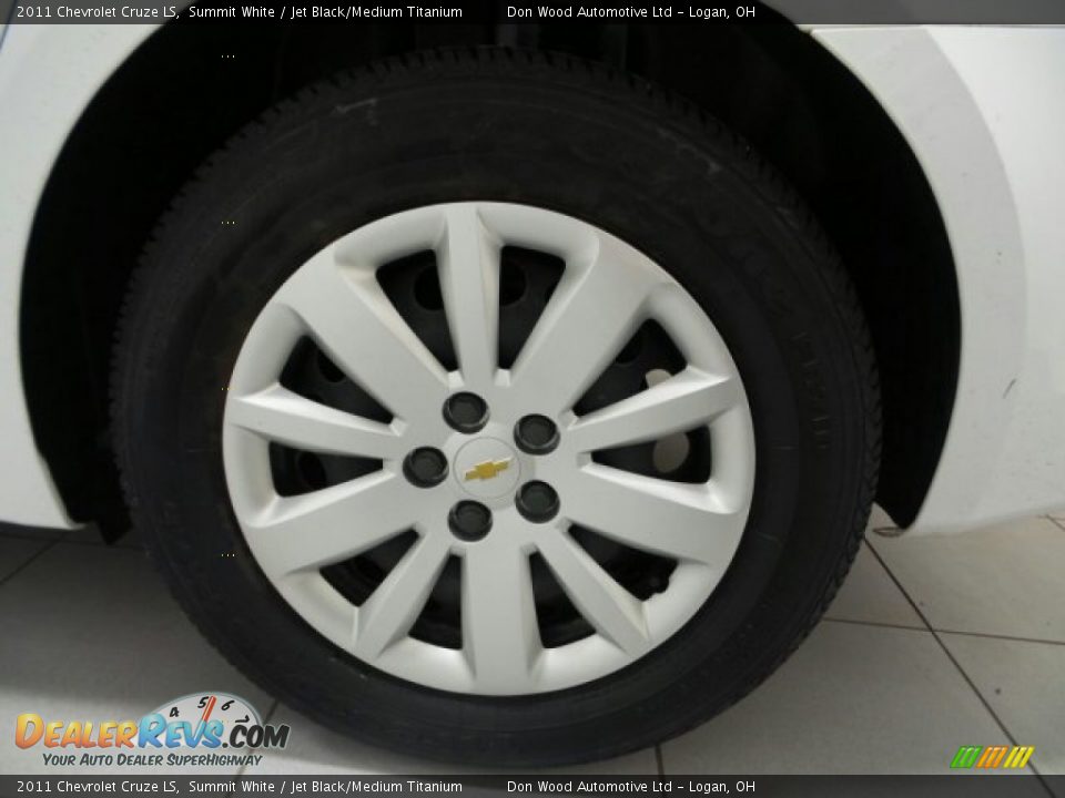 2011 Chevrolet Cruze LS Summit White / Jet Black/Medium Titanium Photo #16