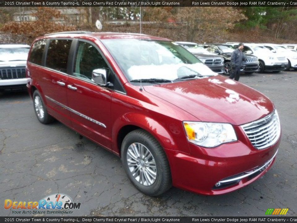 2015 Chrysler Town & Country Touring-L Deep Cherry Red Crystal Pearl / Black/Light Graystone Photo #4