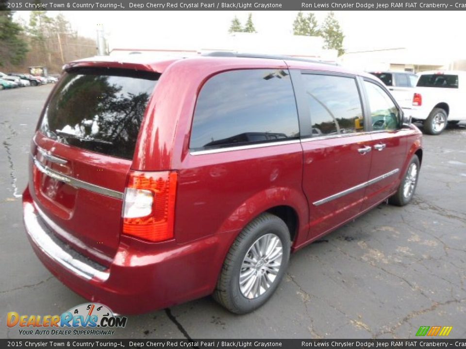 2015 Chrysler Town & Country Touring-L Deep Cherry Red Crystal Pearl / Black/Light Graystone Photo #6