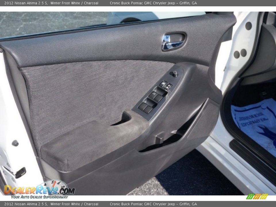 2012 Nissan Altima 2.5 S Winter Frost White / Charcoal Photo #11