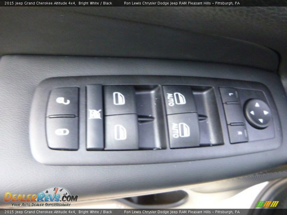2015 Jeep Grand Cherokee Altitude 4x4 Bright White / Black Photo #14