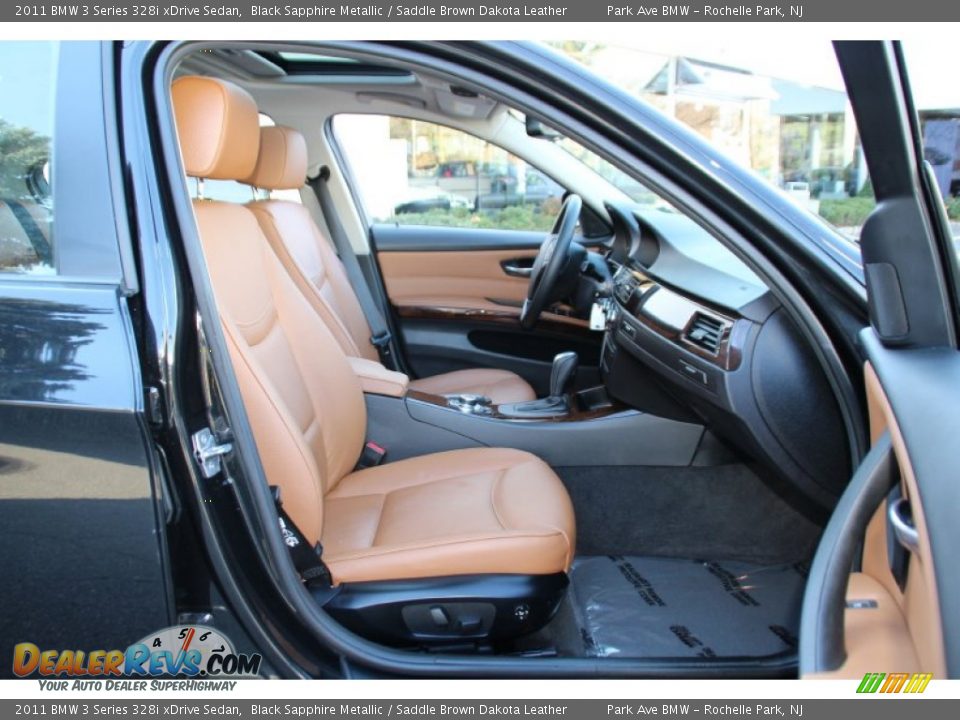 2011 BMW 3 Series 328i xDrive Sedan Black Sapphire Metallic / Saddle Brown Dakota Leather Photo #29