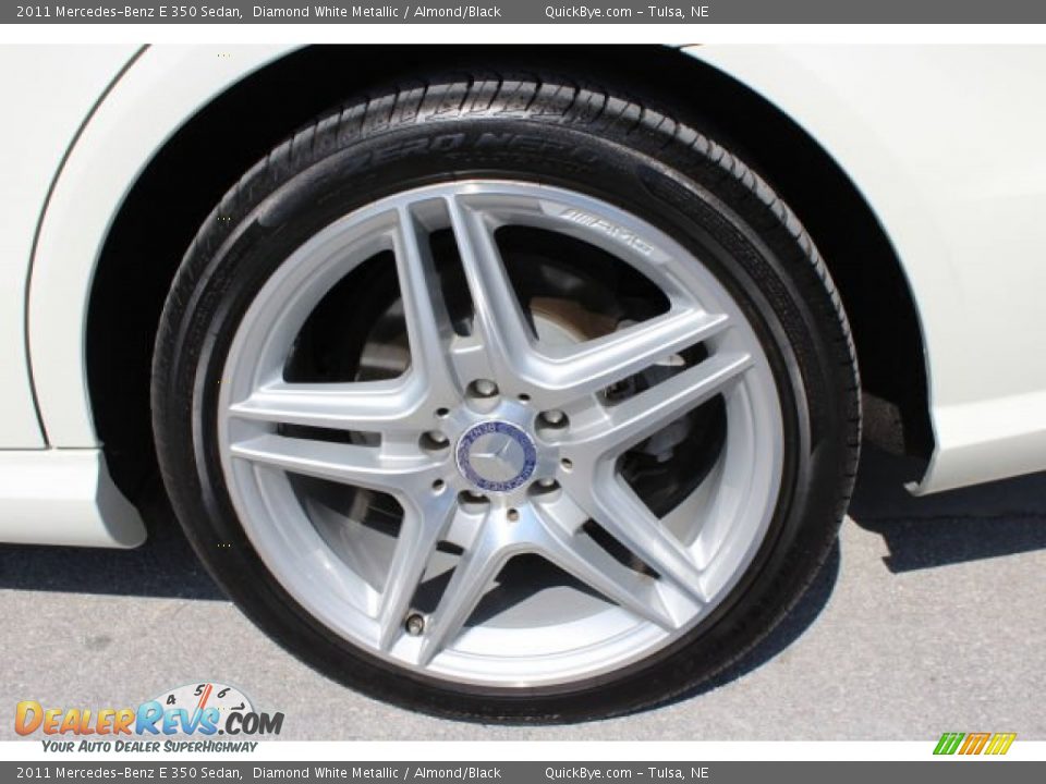 2011 Mercedes-Benz E 350 Sedan Diamond White Metallic / Almond/Black Photo #22