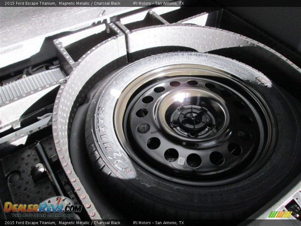 2015 Ford Escape Titanium Magnetic Metallic / Charcoal Black Photo #14
