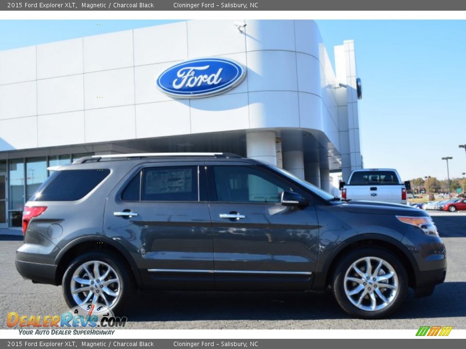 2015 Ford Explorer XLT Magnetic / Charcoal Black Photo #2