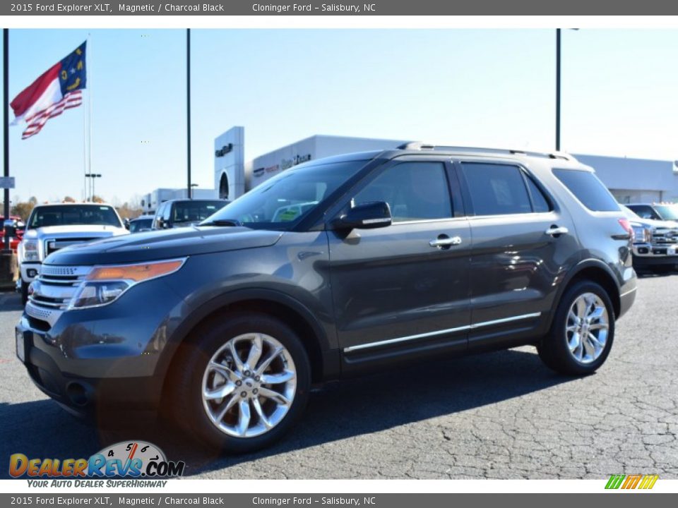 2015 Ford Explorer XLT Magnetic / Charcoal Black Photo #3