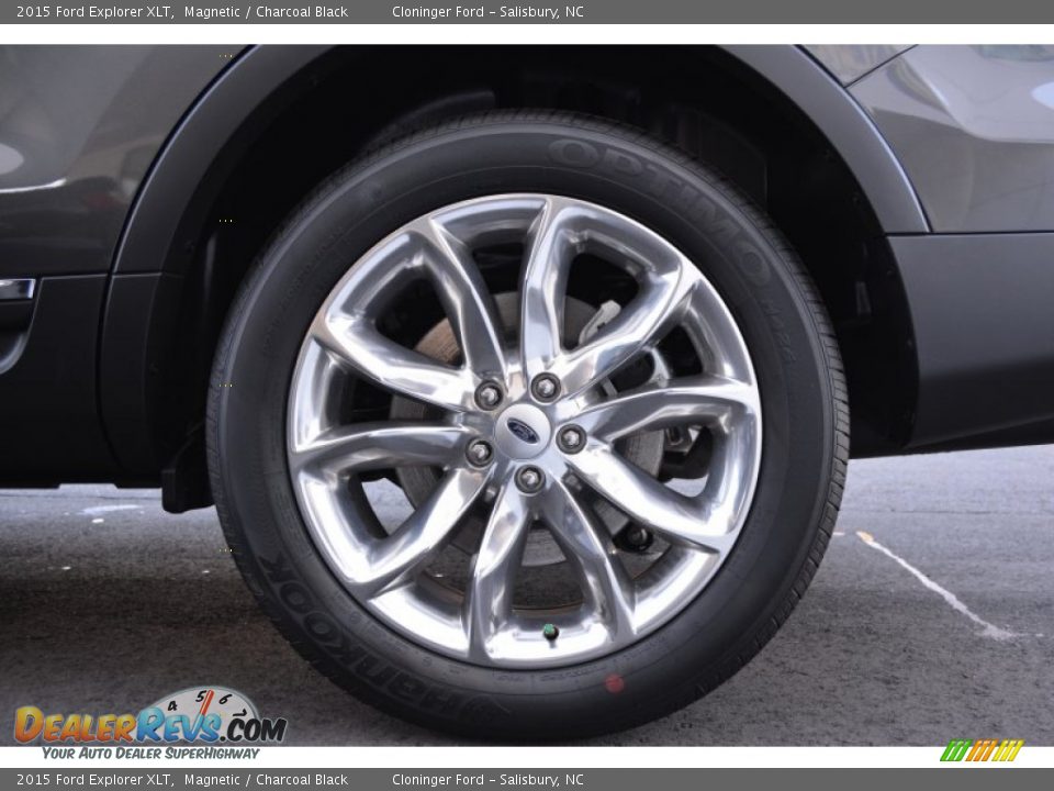 2015 Ford Explorer XLT Magnetic / Charcoal Black Photo #12