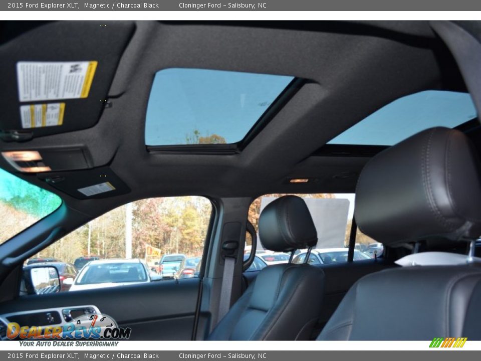 2015 Ford Explorer XLT Magnetic / Charcoal Black Photo #13