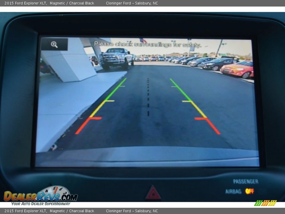 2015 Ford Explorer XLT Magnetic / Charcoal Black Photo #18