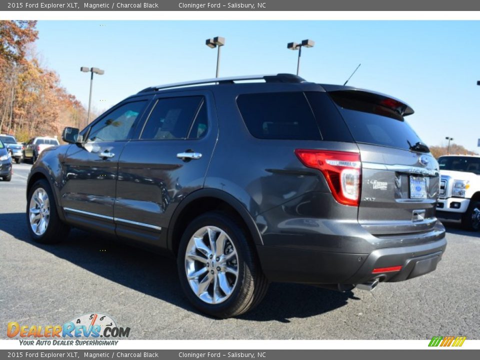 2015 Ford Explorer XLT Magnetic / Charcoal Black Photo #29