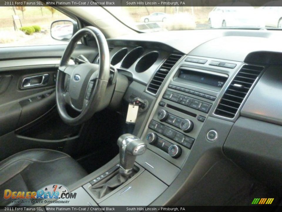2011 Ford Taurus SEL White Platinum Tri-Coat / Charcoal Black Photo #9