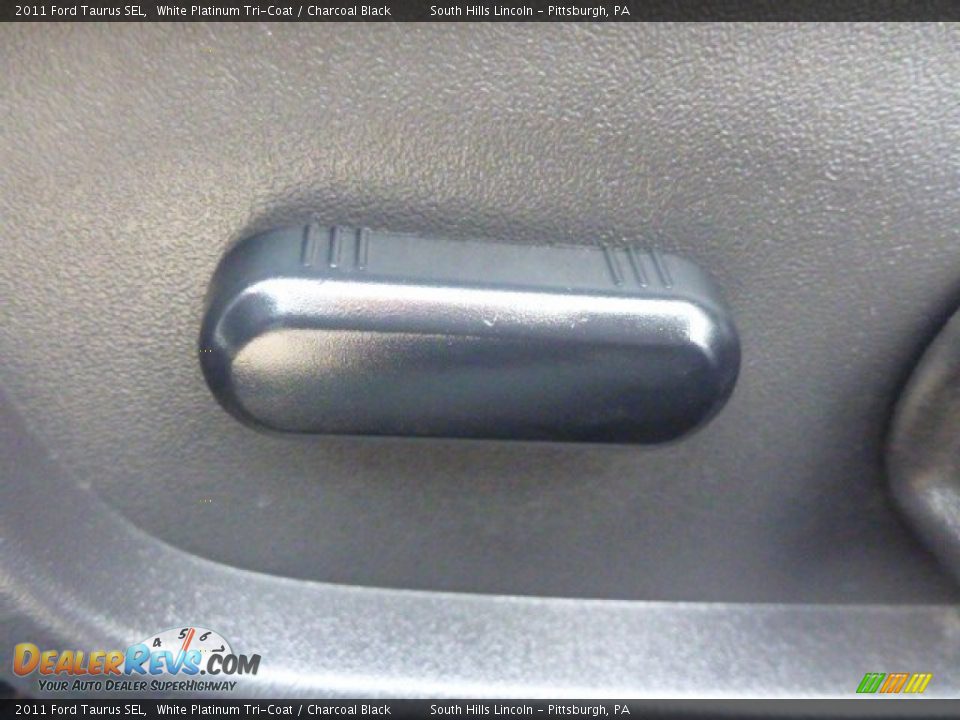 2011 Ford Taurus SEL White Platinum Tri-Coat / Charcoal Black Photo #19