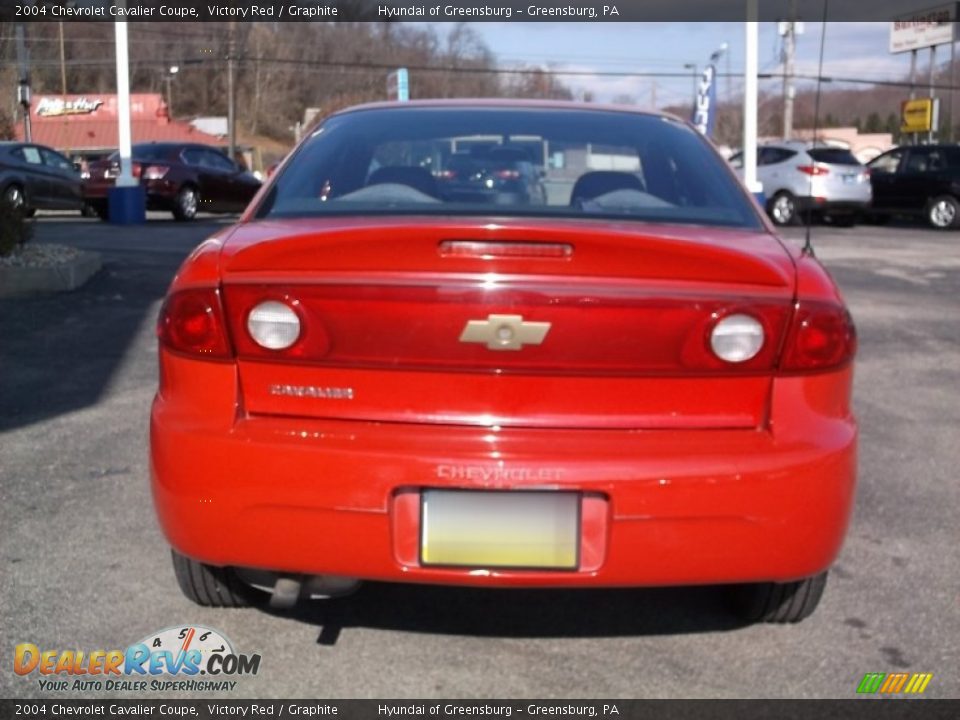 2004 Chevrolet Cavalier Coupe Victory Red / Graphite Photo #7
