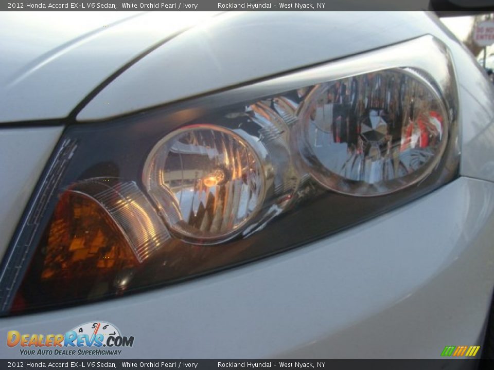 2012 Honda Accord EX-L V6 Sedan White Orchid Pearl / Ivory Photo #31
