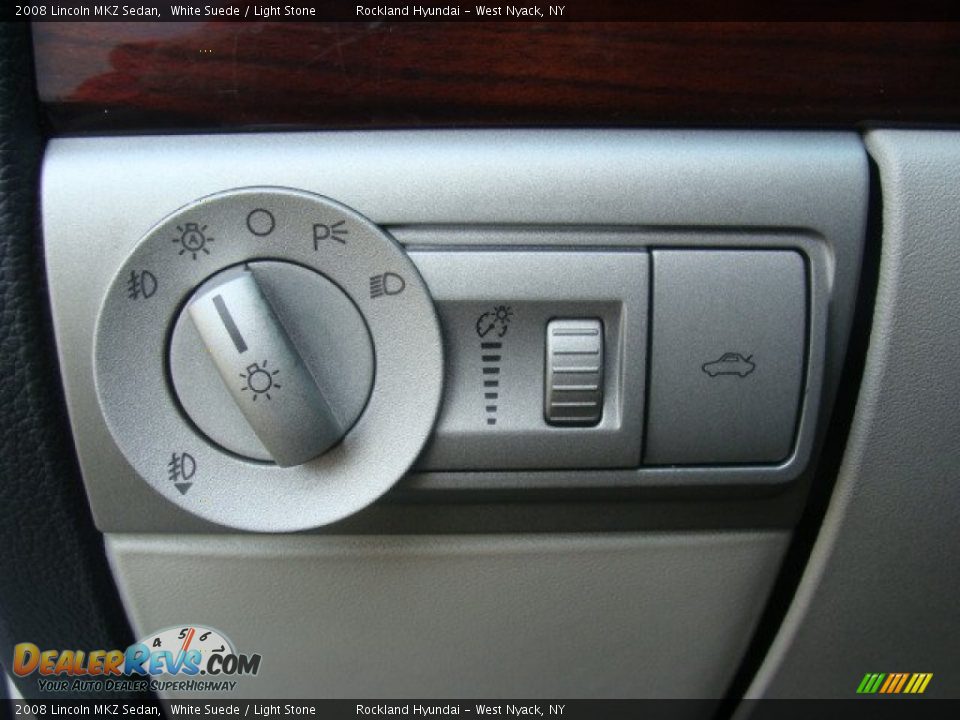 2008 Lincoln MKZ Sedan White Suede / Light Stone Photo #12
