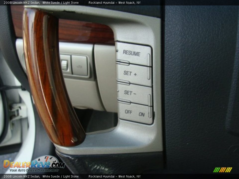 2008 Lincoln MKZ Sedan White Suede / Light Stone Photo #14